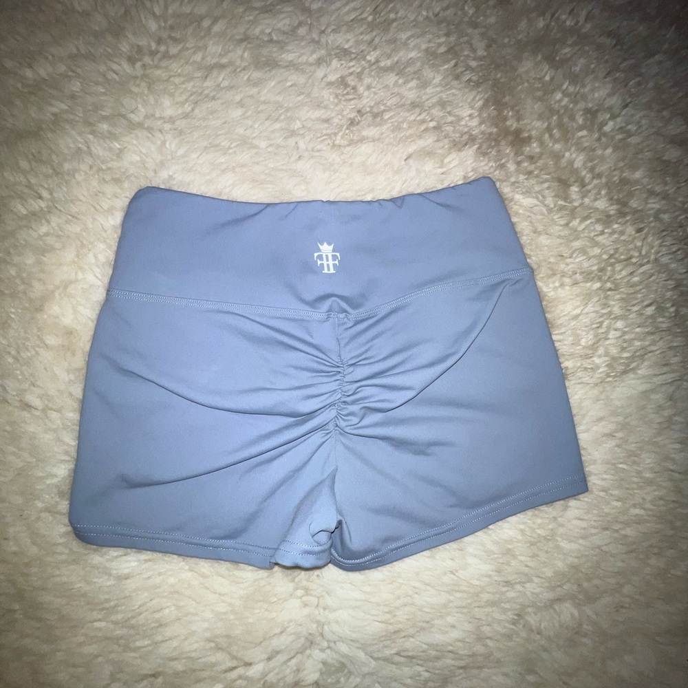 NEW scrunch butt gym shorts